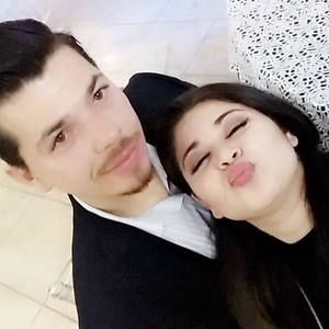 Meet your Posher, Mia